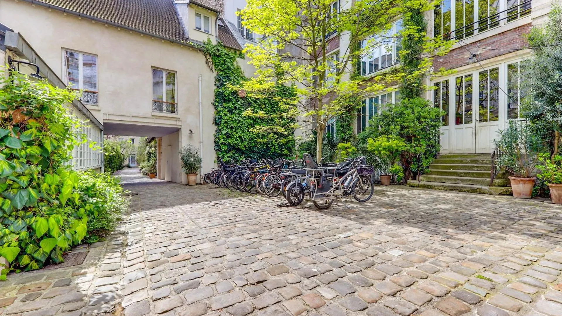 Authentique Appartement Quartier Branche Paris